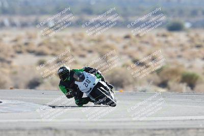 media/Dec-07-2025-CVMA (Sun) [[3e7d2de5dc]]/Race 12- Formula 40 MW and LW/